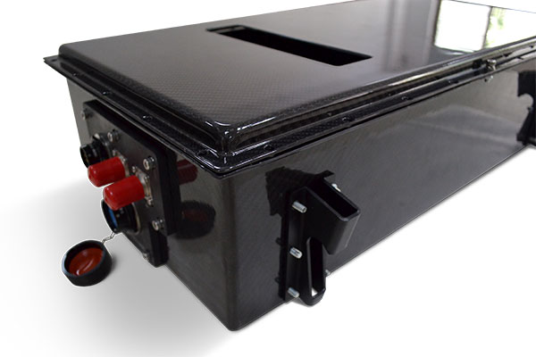 碳纤维材质化:新能源汽车电池箱的革新之路